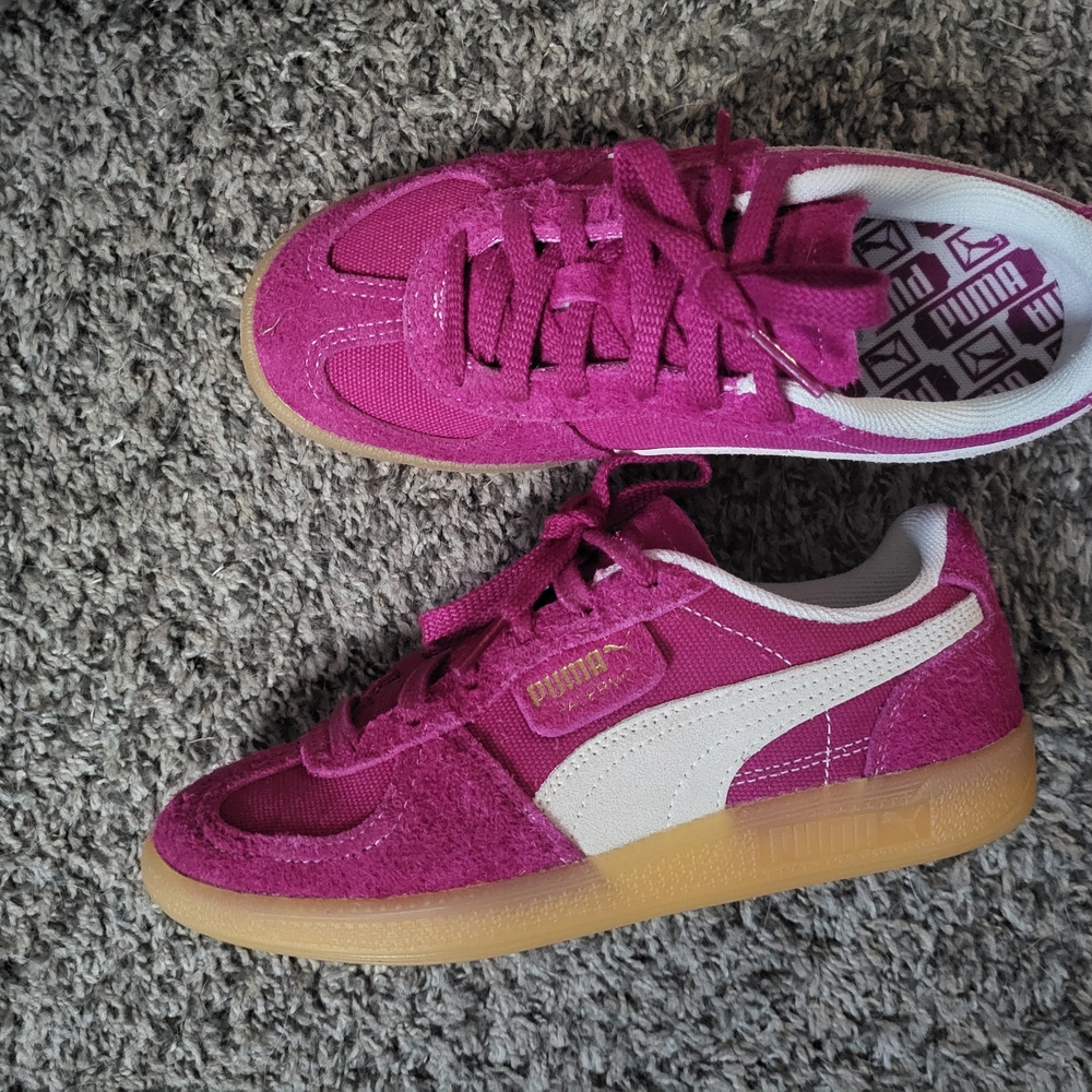 Puma Womens Sneakers - Pink and White